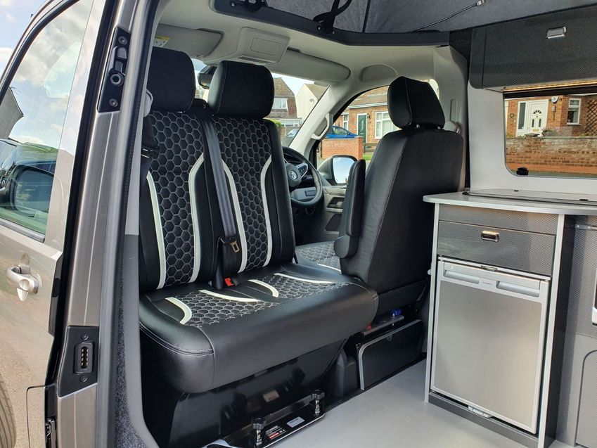 VOLKSWAGEN CAMPERVAN