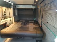 VOLKSWAGEN CAMPERVAN
