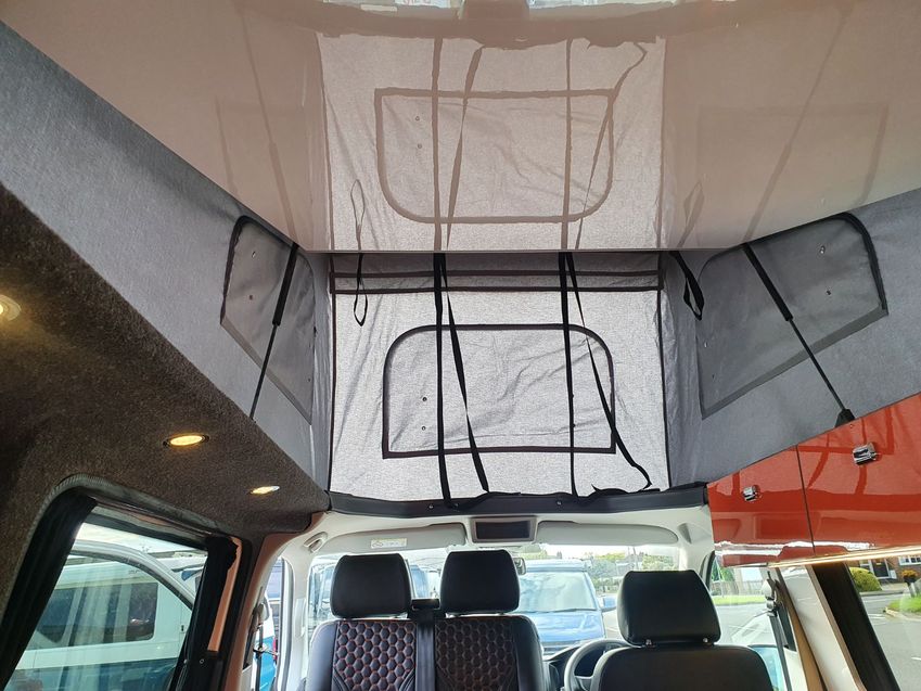 VOLKSWAGEN CAMPERVAN