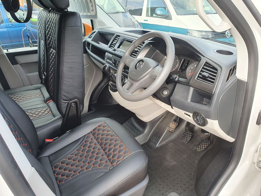 VOLKSWAGEN CAMPERVAN
