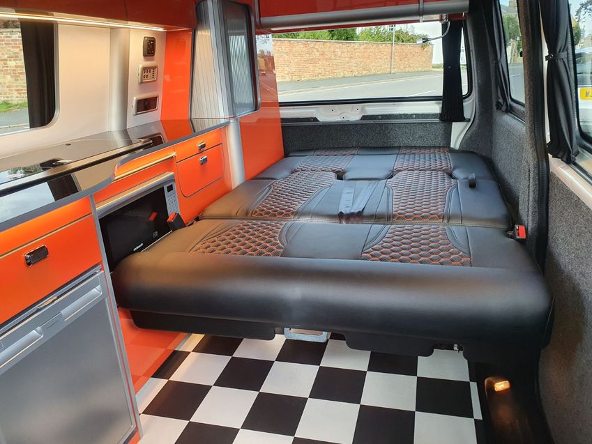 VOLKSWAGEN CAMPERVAN