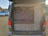 VOLKSWAGEN CAMPERVAN