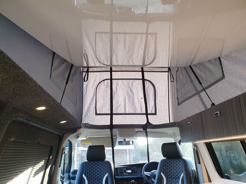 VOLKSWAGEN CAMPERVAN