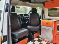 VOLKSWAGEN CAMPERVAN