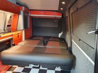 VOLKSWAGEN CAMPERVAN