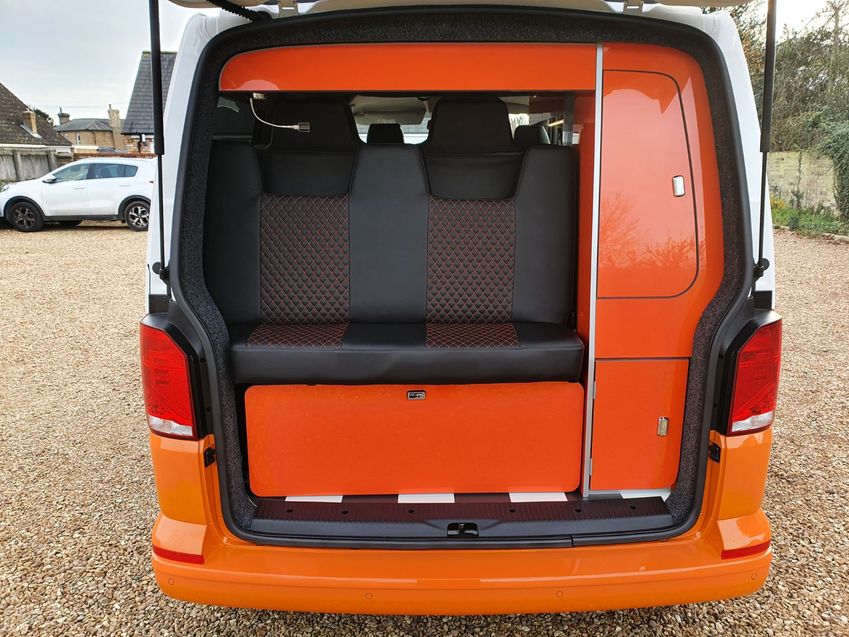 VOLKSWAGEN CAMPERVAN