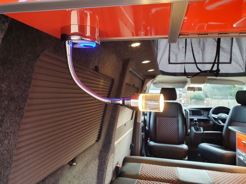 VOLKSWAGEN CAMPERVAN