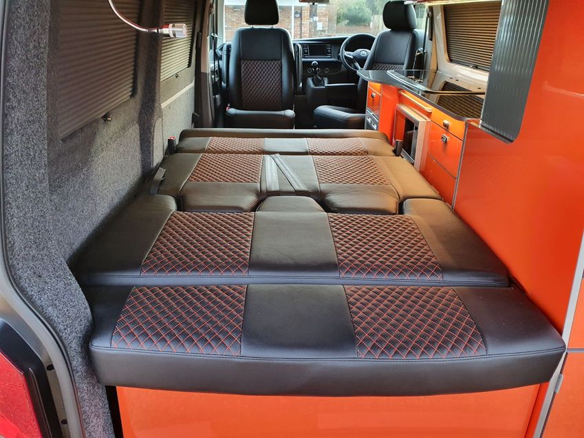 VOLKSWAGEN CAMPERVAN