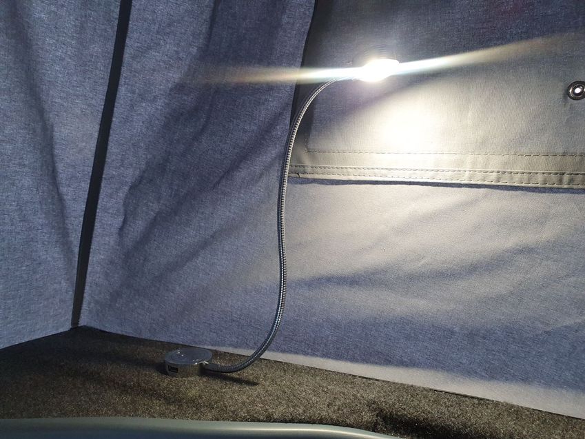 VOLKSWAGEN CAMPERVAN