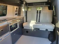 VOLKSWAGEN CAMPERVAN