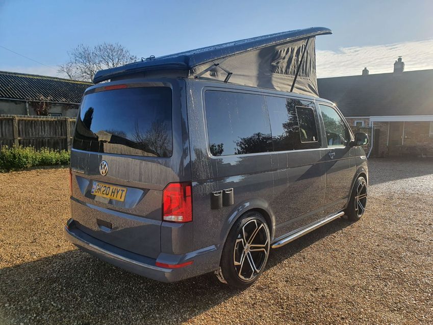VOLKSWAGEN CAMPERVAN