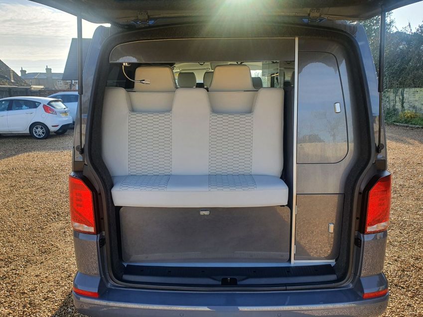 VOLKSWAGEN CAMPERVAN