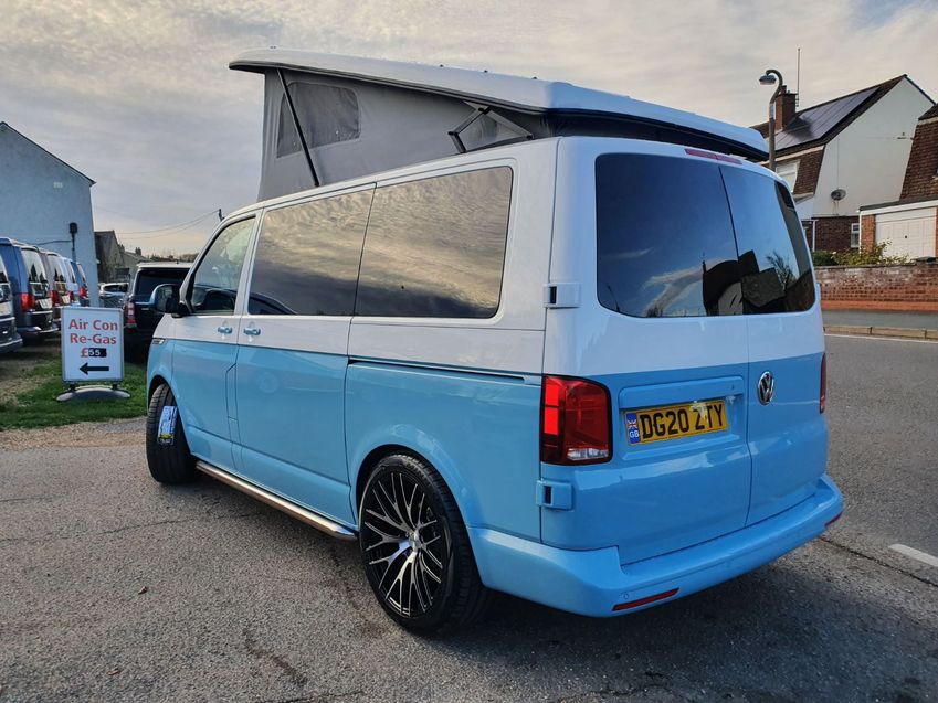VOLKSWAGEN CAMPERVAN