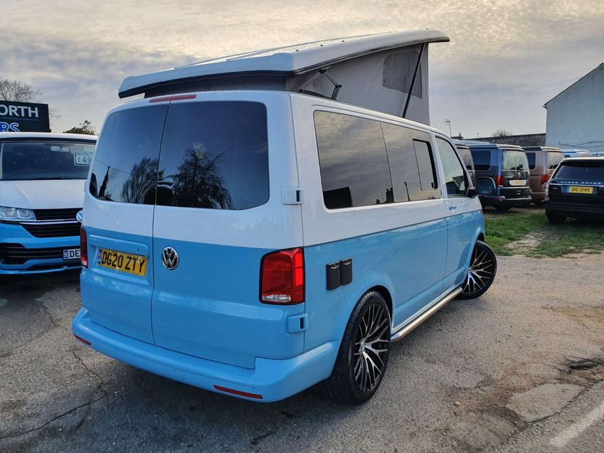 VOLKSWAGEN CAMPERVAN