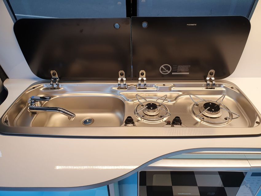 VOLKSWAGEN CAMPERVAN