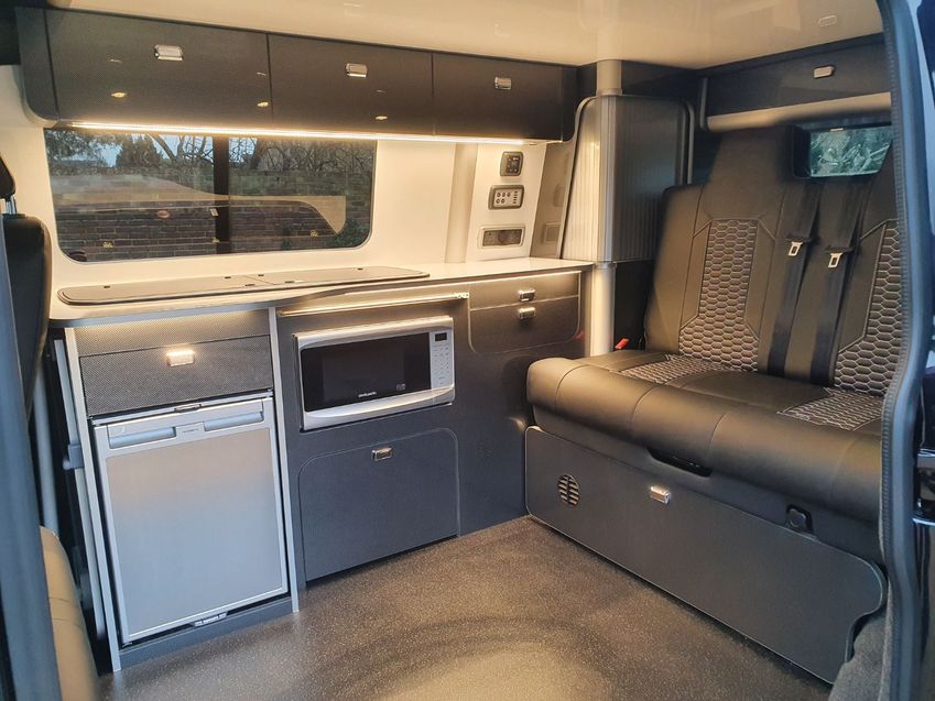 VOLKSWAGEN CAMPERVAN
