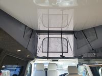 VOLKSWAGEN CAMPERVAN