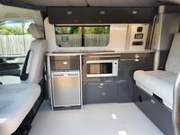 VOLKSWAGEN CAMPERVAN