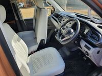 VOLKSWAGEN CAMPERVAN