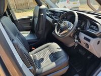 VOLKSWAGEN CAMPERVAN