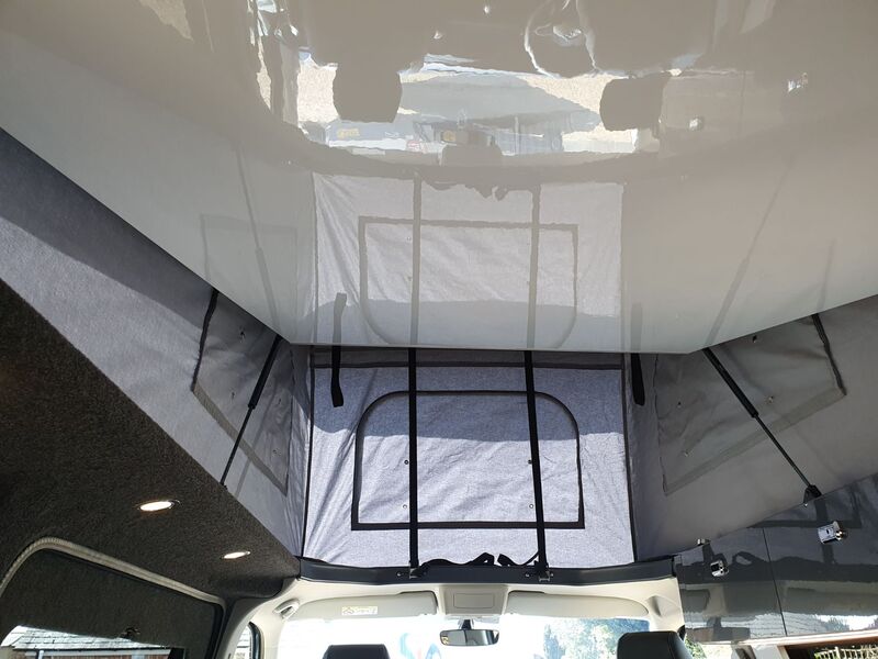VOLKSWAGEN CAMPERVAN