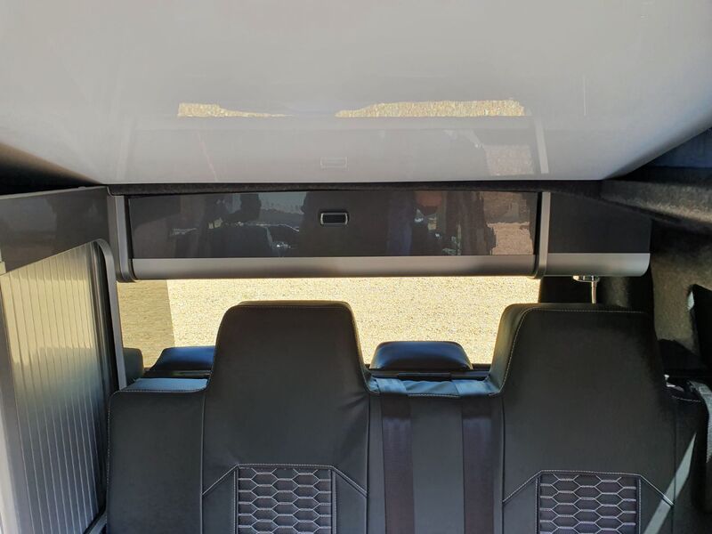 VOLKSWAGEN CAMPERVAN