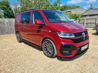 VOLKSWAGEN TRANSPORTER KOMBI