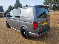 VOLKSWAGEN TRANSPORTER KOMBI