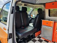 VOLKSWAGEN CAMPERVAN