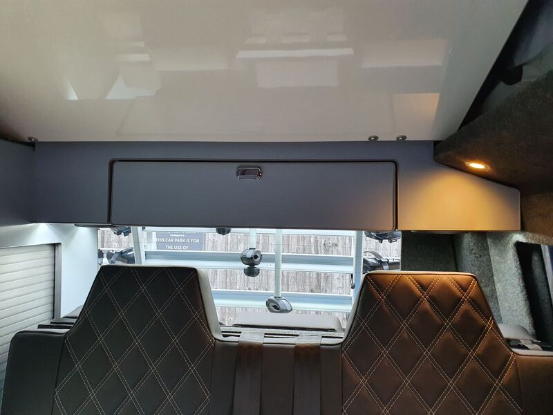 VOLKSWAGEN CAMPERVAN