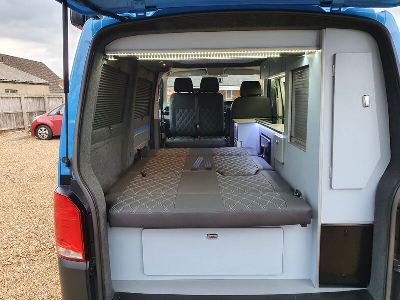VOLKSWAGEN CAMPERVAN