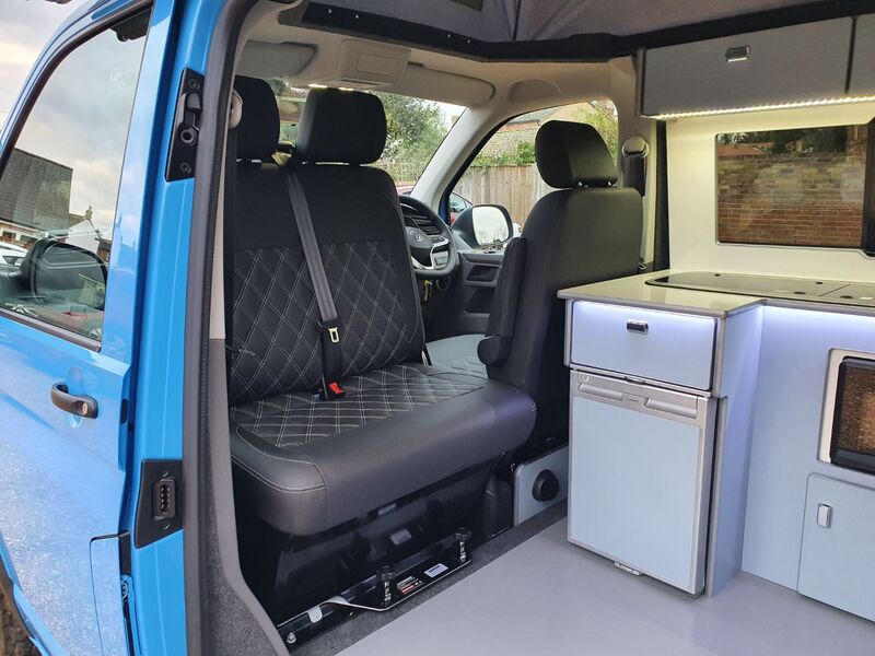 VOLKSWAGEN CAMPERVAN