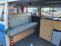 VOLKSWAGEN CAMPERVAN