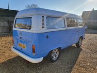 VOLKSWAGEN CAMPERVAN