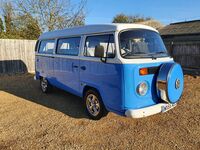 VOLKSWAGEN CAMPERVAN