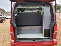 VOLKSWAGEN CAMPERVAN