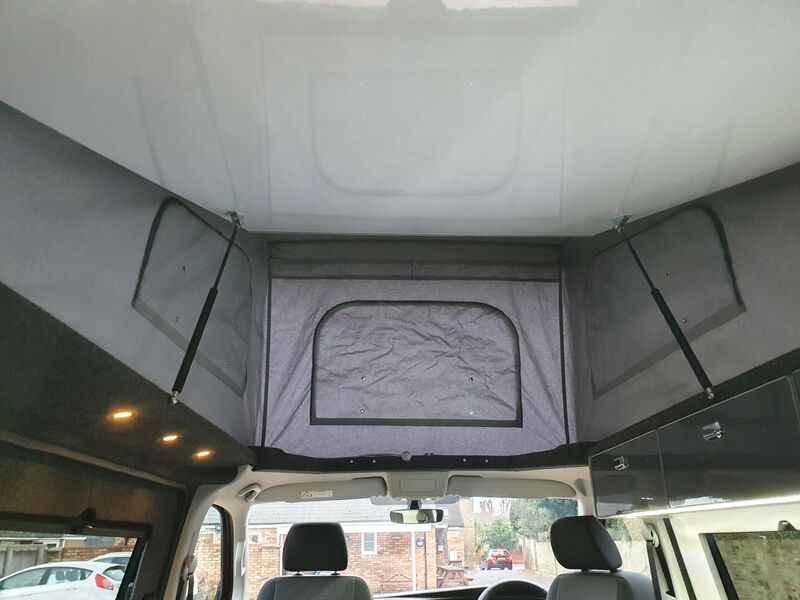 VOLKSWAGEN CAMPERVAN