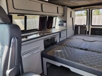VOLKSWAGEN CAMPERVAN