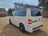 VOLKSWAGEN CAMPERVAN