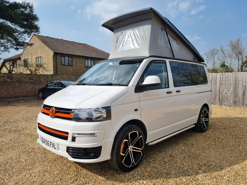 VOLKSWAGEN CAMPERVAN