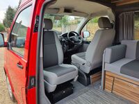 VOLKSWAGEN CAMPERVAN