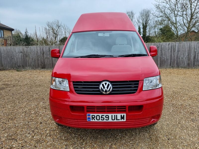 VOLKSWAGEN CAMPERVAN