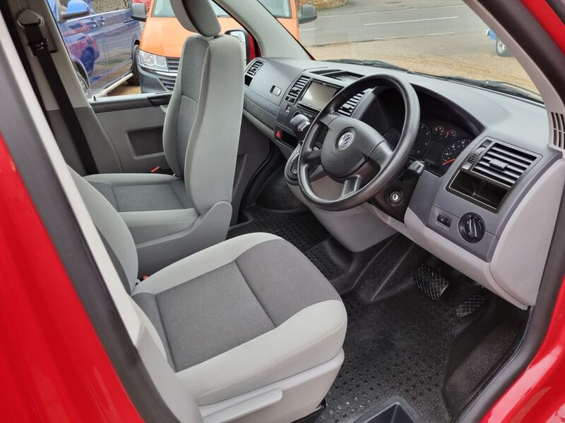 VOLKSWAGEN CAMPERVAN