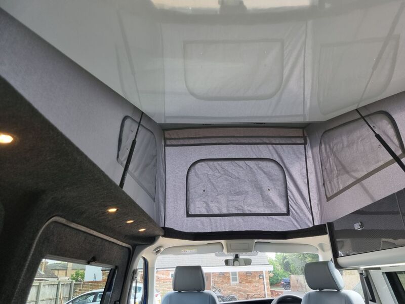 VOLKSWAGEN CAMPERVAN