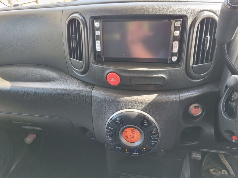 NISSAN CUBE