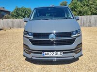 VOLKSWAGEN TRANSPORTER KOMBI