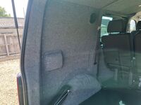 VOLKSWAGEN TRANSPORTER KOMBI