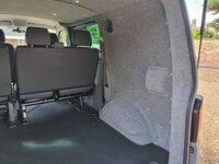 VOLKSWAGEN TRANSPORTER KOMBI