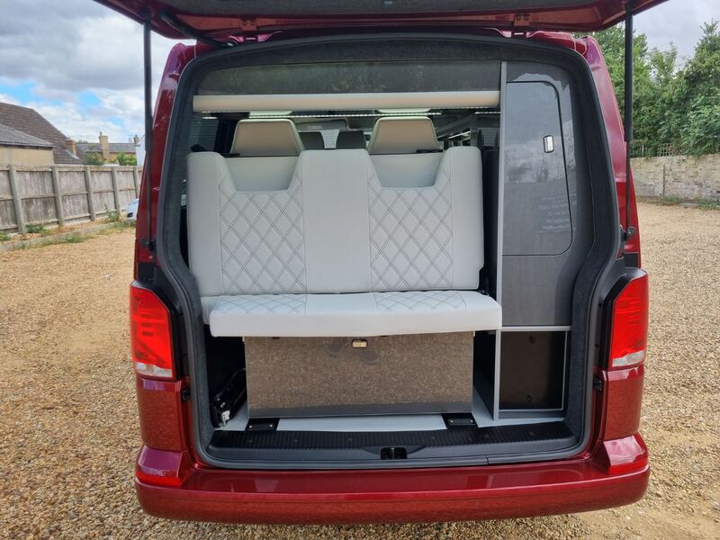 VOLKSWAGEN CAMPERVAN