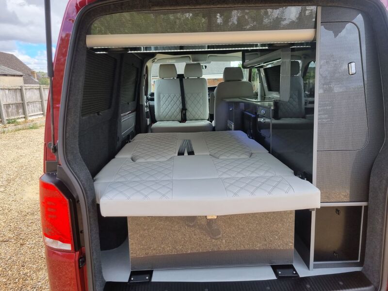 VOLKSWAGEN CAMPERVAN